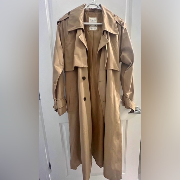 Abercrombie & Fitch Jackets & Blazers - Abercrombie & Fitch Trench Coat Size Medium Never worn Water & wind resistant